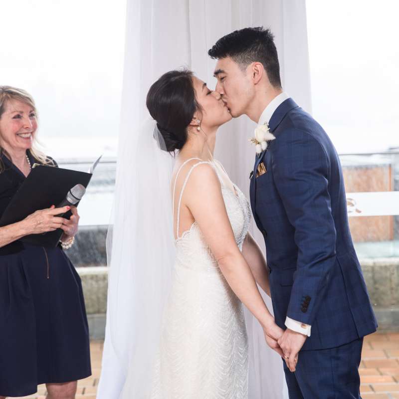 Sydney Wedding - The Kiss